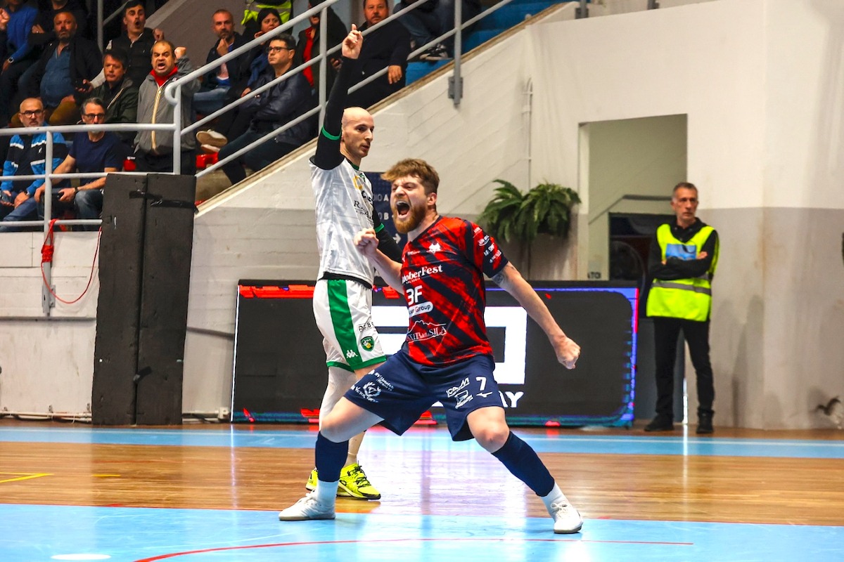 Trentin rinnova con Pirossigeno Cosenza Futsal: un prolungamento vincente -