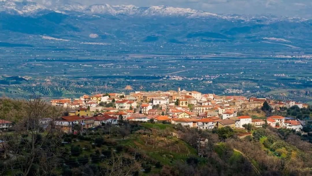 Vaccarizzo Albanese, al via la 42esima rassegna del Costume e della Cultura Arbereshe - 