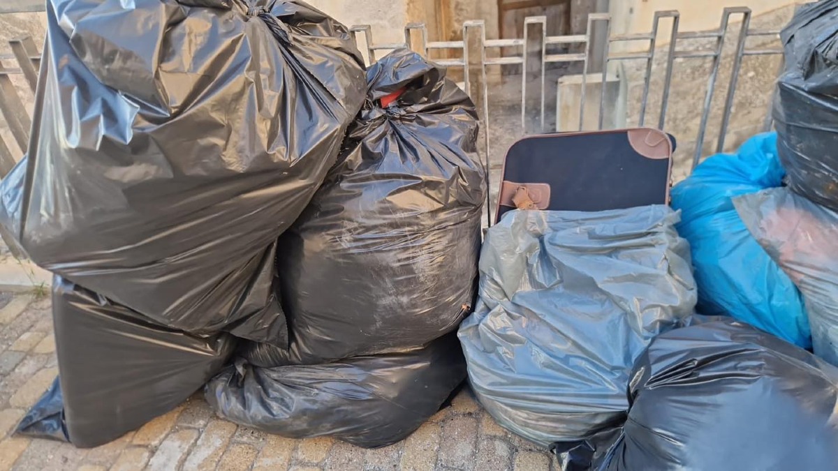 Acquappesa, lotta senza quartiere contro l’abbandono dei rfiuti e la raccolta differenziata -