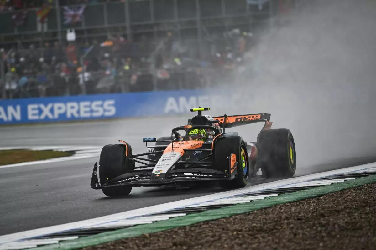 Doppietta McLaren a Silverstone: vince Norris, Hamilton è quarto -