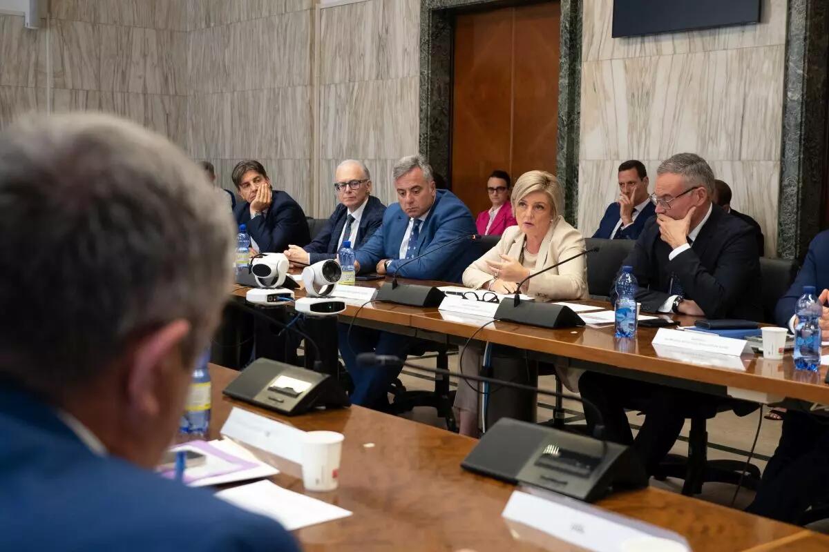 Lavoro, firmato il protocollo quadro per le emergenze climatiche - 