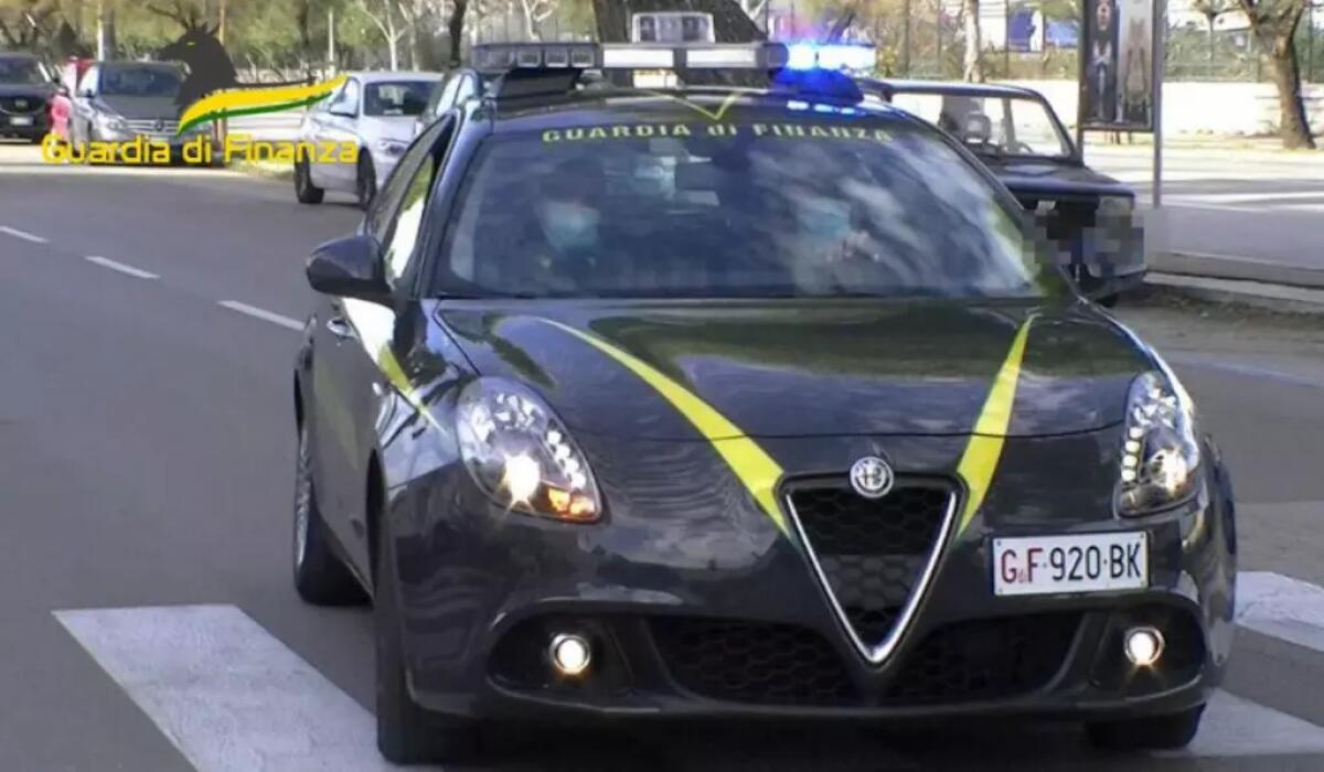 Roma, sequestrati 265 Kg di hashish in un tir arrivato dalla Spagna - 