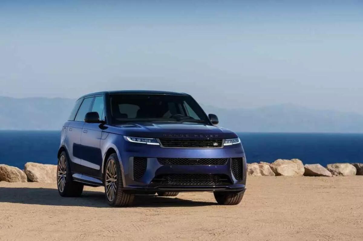 Range Rover Sport, nuovo programma di personalizzazione su misura con SV Bespoke - 