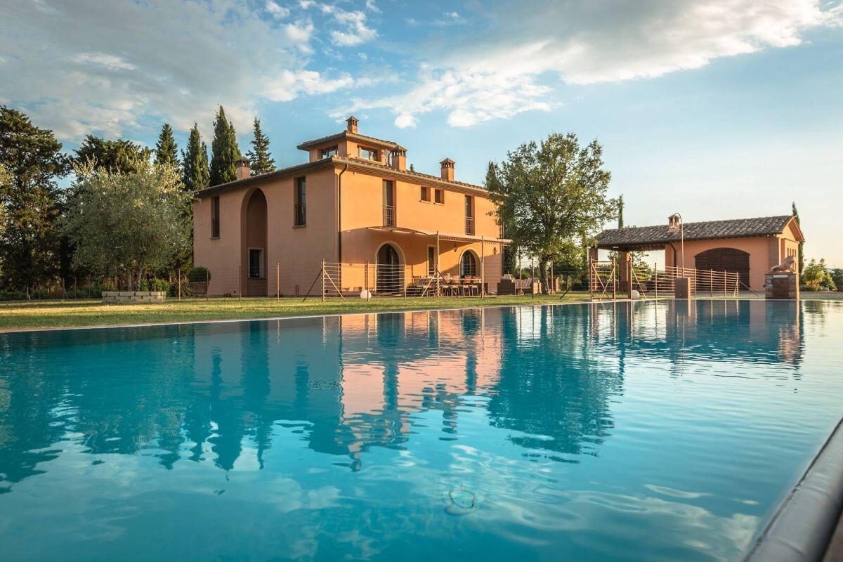 Immobili di pregio, Toscana in vetta. Lucca capitale del lusso - 