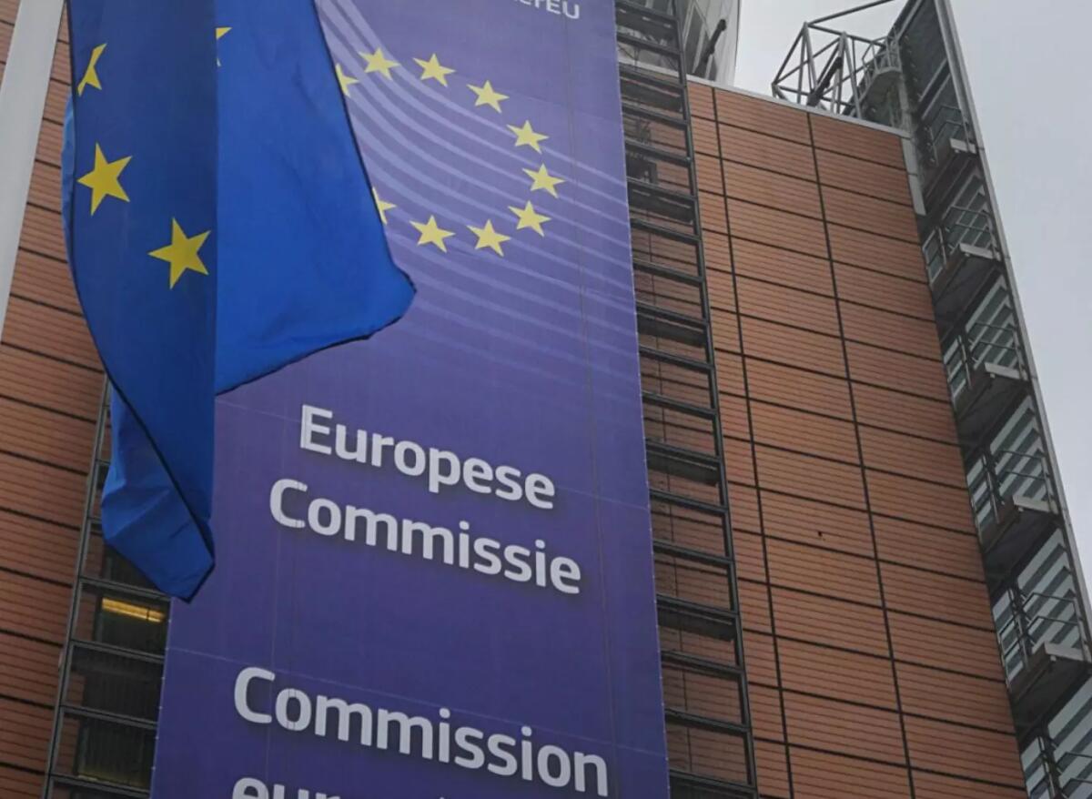 Commissione Ue propone taglio alle emissioni del 90% entro il 2040 - 