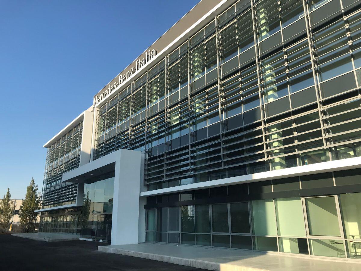 Variazioni nel marketing e comunicazione Mercedes-Benz in Italia - 