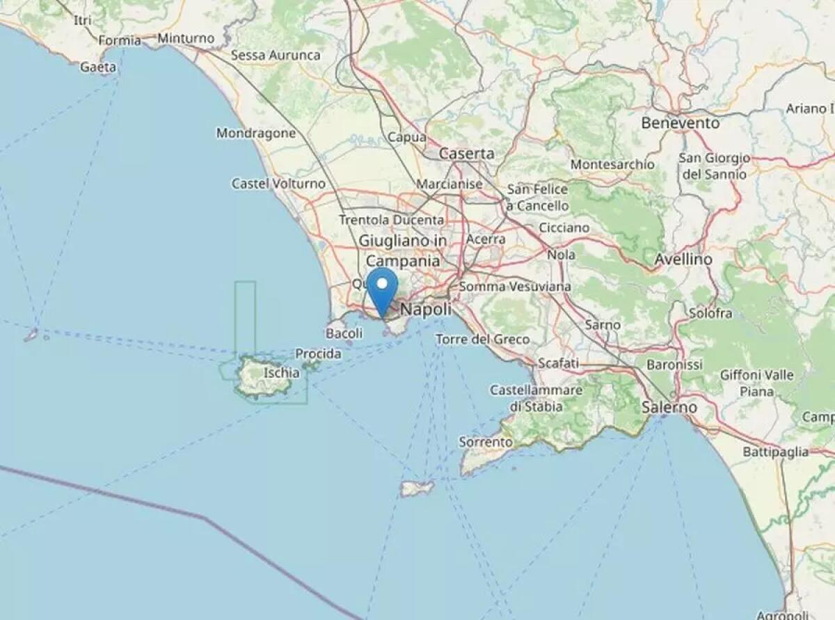 Forte scossa di terremoto ai Campi Flegrei, magnitudo 4.0 - 