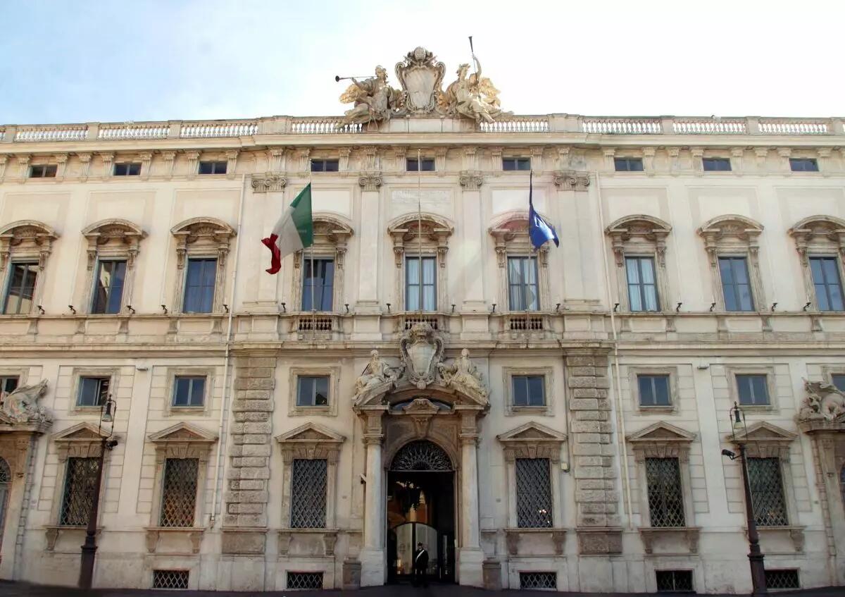 Licenziamenti, Consulta “Tetto di 6 mensilità è incostituzionale” - 