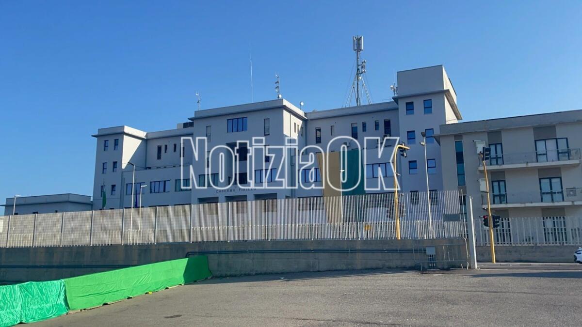 Assenteismo all'Arsac di Crotone, interdetti dall’esercizio delle loro funzioni 20 dipendenti pubblici -