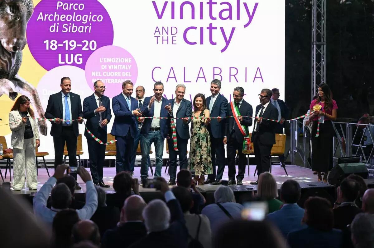 A Sibari Vinitaly and the City, il grande evento di promozione per il vino italiano - 