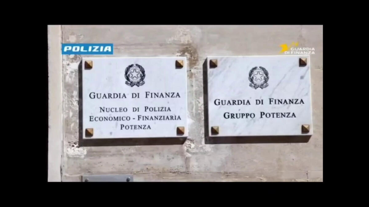 Sgominati riciclatori di proventi della criminalità foggiana a Potenza - 