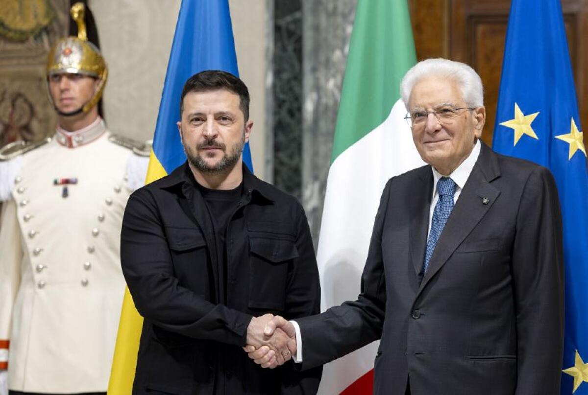 Mattarella “Cruciale che Kiev avverta che non è sola” -