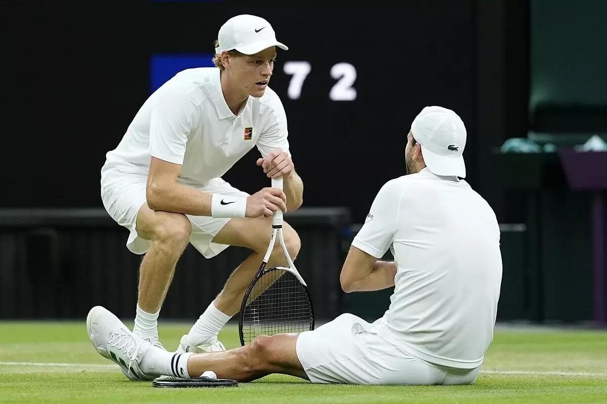 Sinner ai quarti di Wimbledon, Dimitrov si ritira al terzo set -