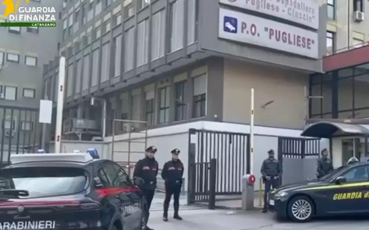 Sanità, 13 misure cautelari e 14 indagati per truffa a Catanzaro - 