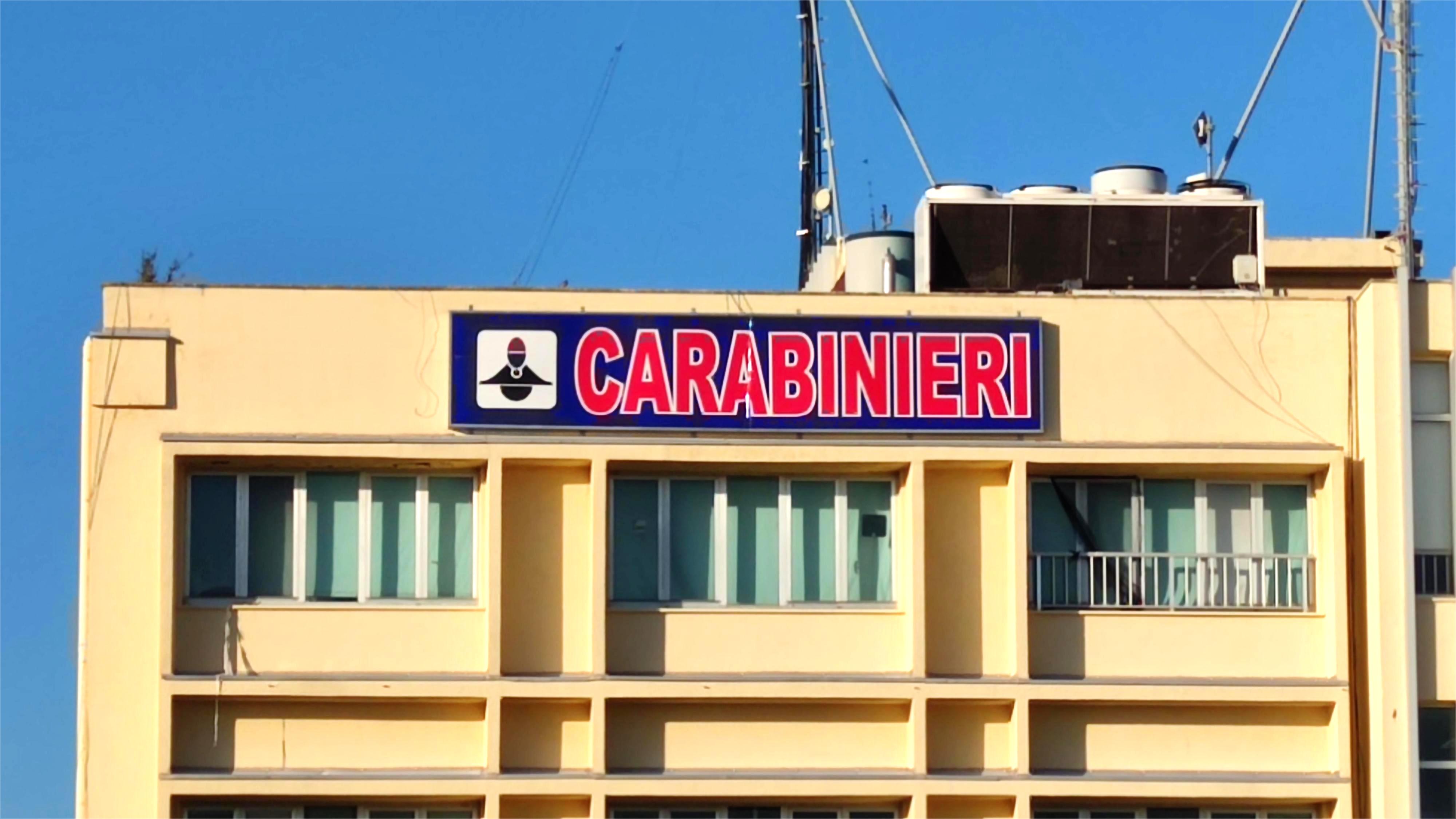 Isola Capo Rizzuto: viola il divieto di avvicinamento e viene arrestato dai Carabinieri - 