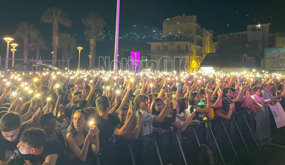 Nina Zilli, Camilway e The Kolors infiammano Crotone: viabilità modificata per i concerti in piazzale Ultras - 