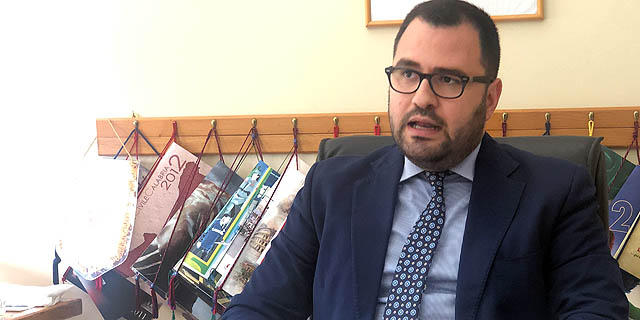 Petilia Policastro - I cittadini protestano per le bollette dell'acqua: «Servizio inefficiente e tariffe insostenibili» - 