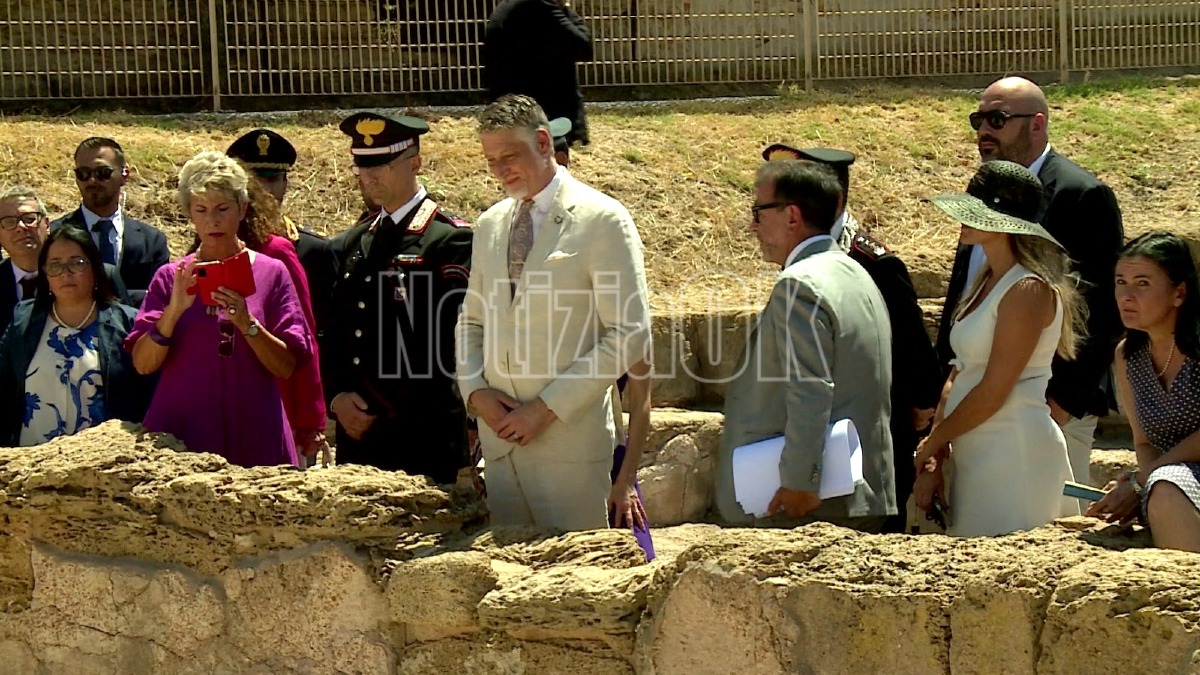 (VIDEO) Il Ministro Giuli a Capo Colonna: “Qui nasce un nuovo modello di valorizzazione culturale” - 