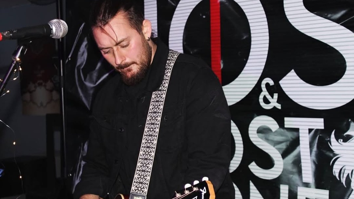 Dalla chitarra di casa al palco con Alex Britti: il sogno di Joshua Ruggiero - 