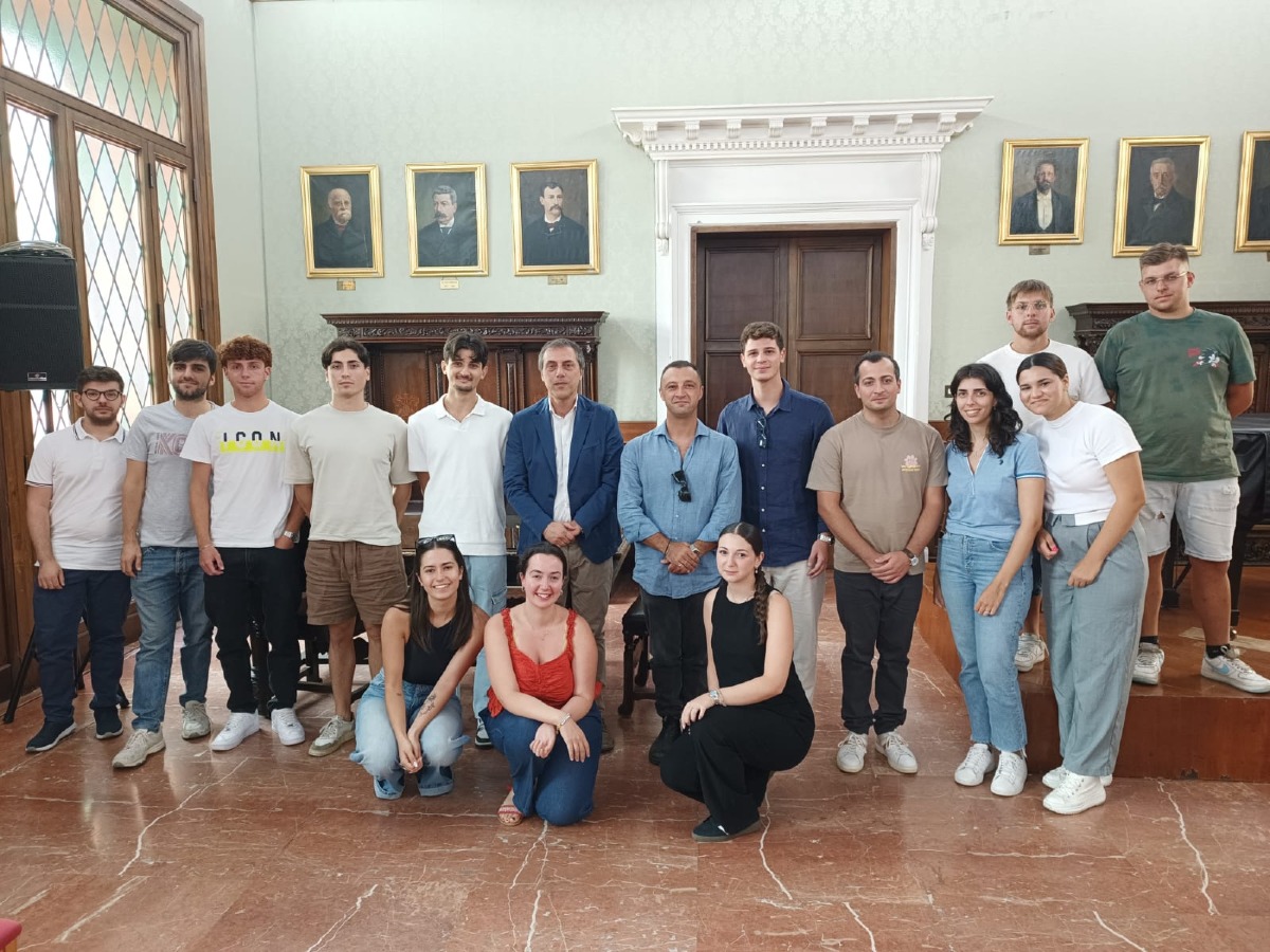 Catanzaro - Giovani e amministrazione insieme per la città: al via i progetti del Servizio Civile - 