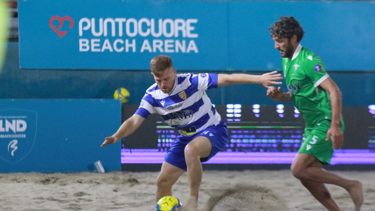 Beach soccer Cirò Marina – Gladiators e Massimo Palanca in finale per la Serie B - 