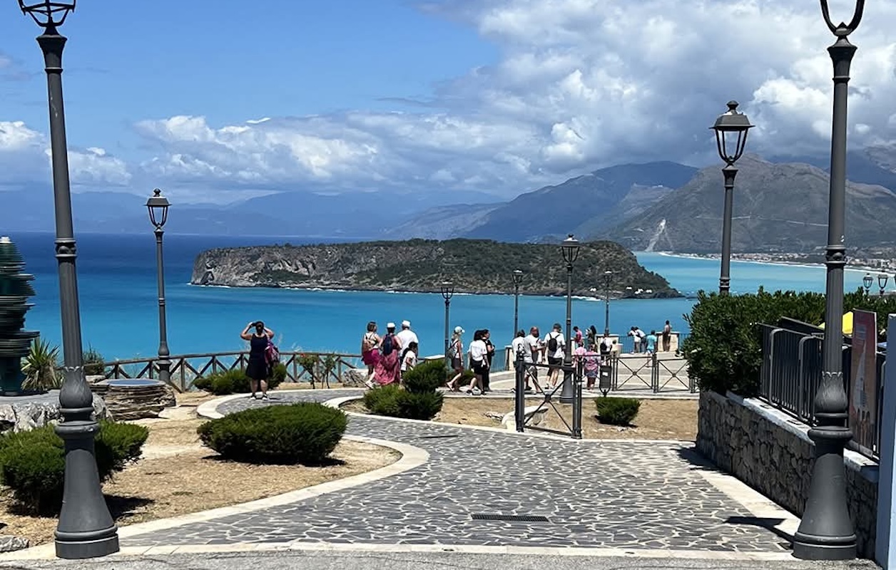 Turismo sostenibile tra il Parco del Pollino e il Parco Marino Riviera dei Cedri - 