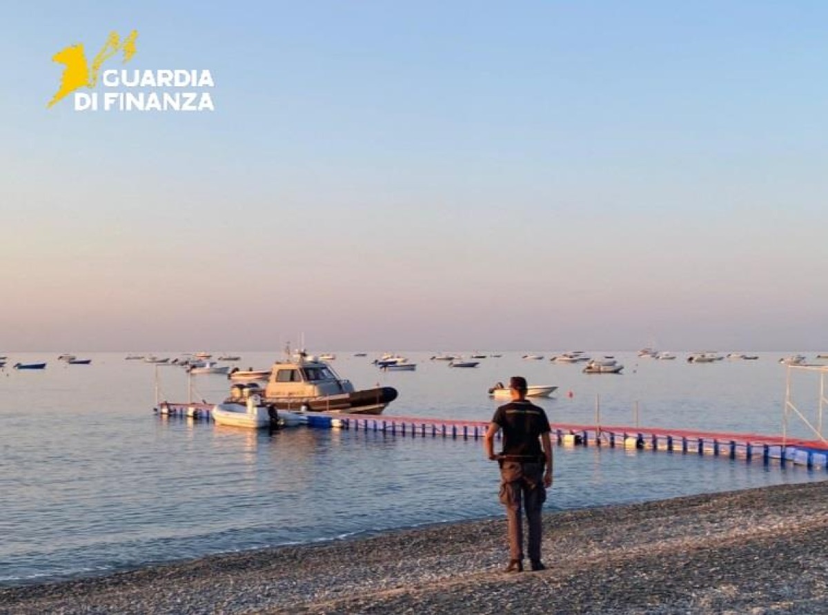 Sequestrati 90 natanti in Calabria e aree demaniali senza concessioni - 