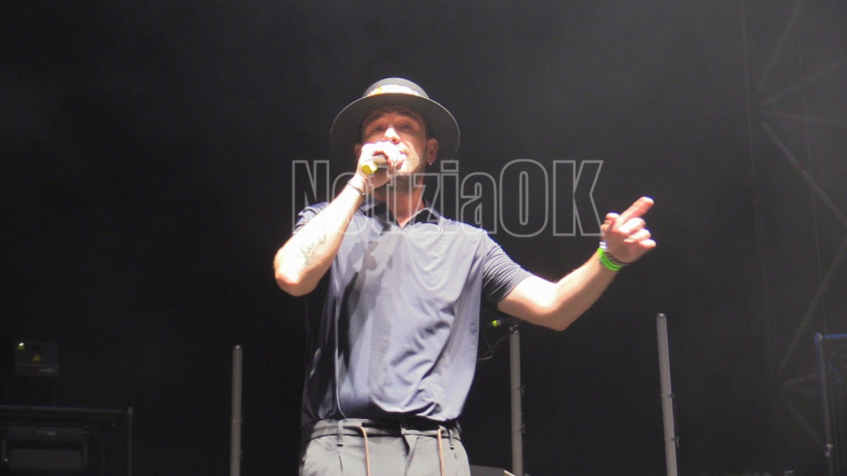 (VIDEO) “Paranoie” di Mario Nunziante: ironia e ritmo nell'ultima serata della Crotone Summer 2025 - 
