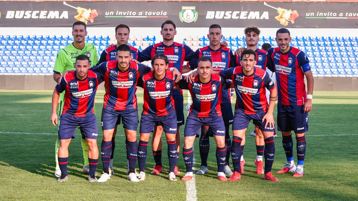 Crotone Calcio | Rientro in città col botto: 6-0 alla Rossanese - 