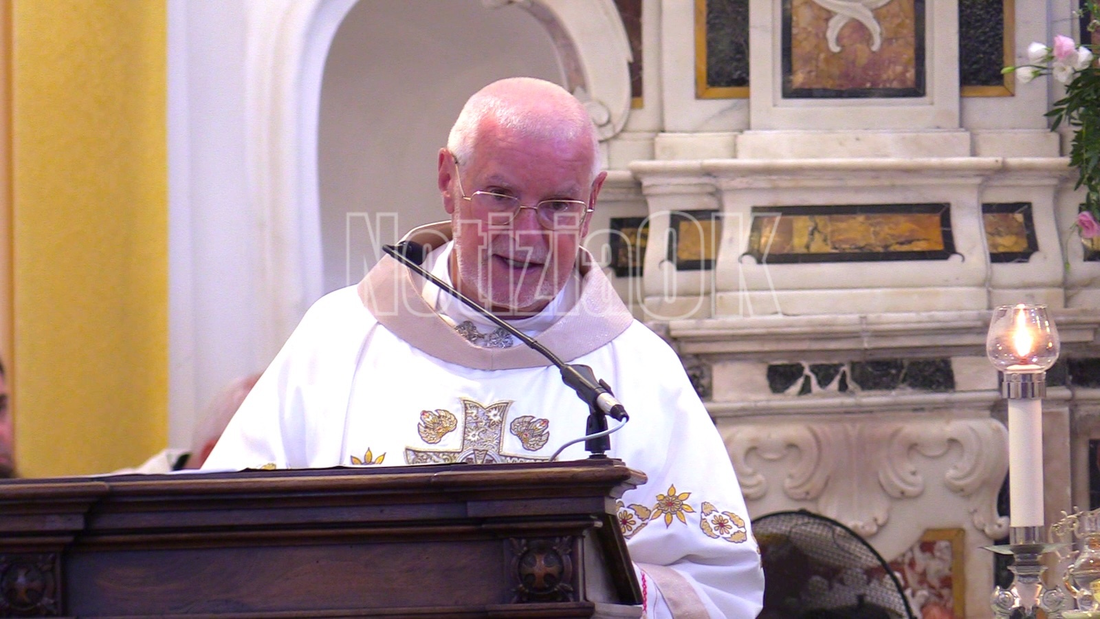 Santa Chiara a Crotone, monsignor Bregantini guida la celebrazione: la comunità ha salutato suor Giustina - 
