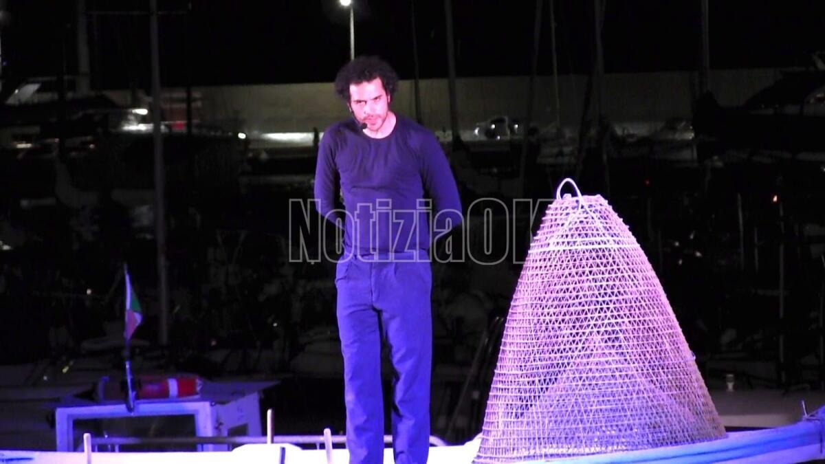 "Bollari. Memorie dallo Jonio": un viaggio teatrale a Santa Severina accompagnati da Carlo Gallo -