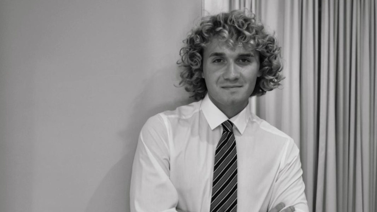 Elio Guido, la storia del giovane couturier che cuce sogni e identità - 