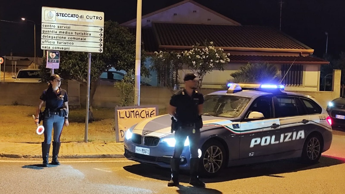 Crotone, “Ferragosto Sicuro”: maxi operazione della Polizia di Stato in città e provincia - 