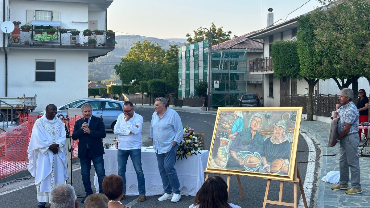L’opera del maestro Antonio Soluri entra nella casa comunale di Panettieri -