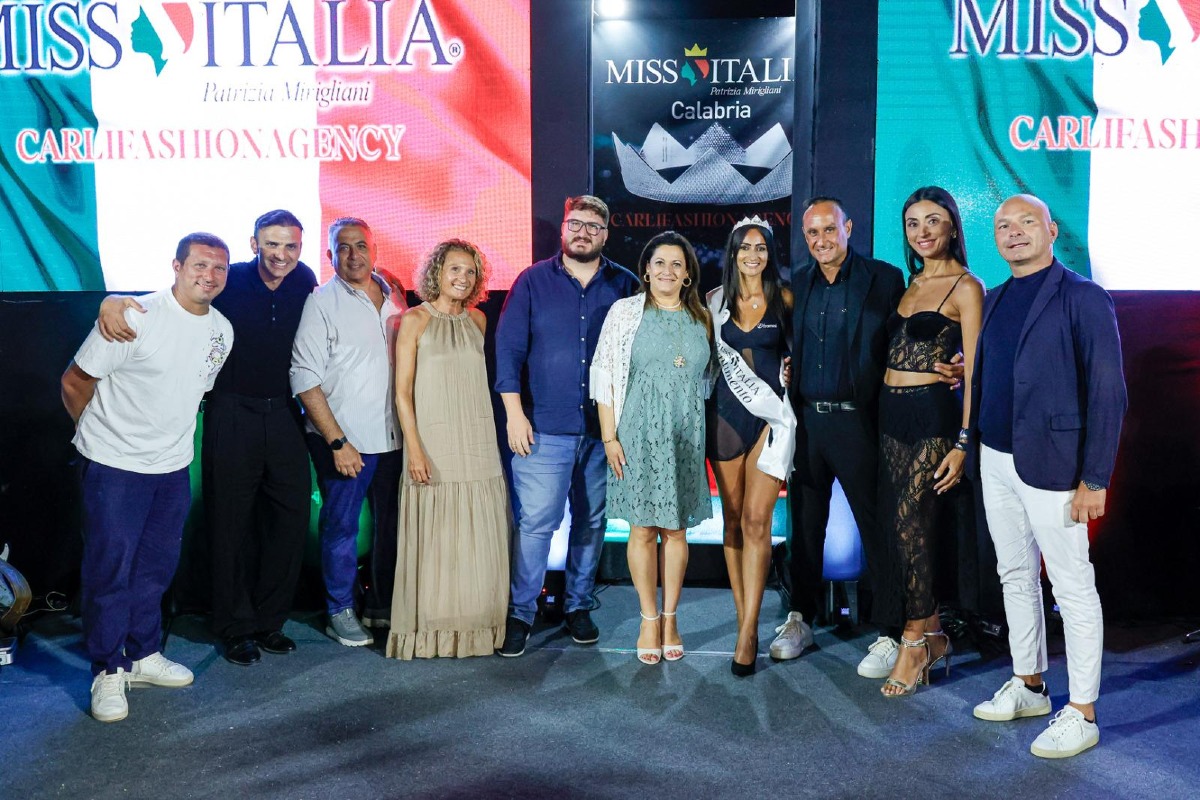 Belvedere Marittimo, Miss Italia Calabria ha incoronato Miss Sentimento 2025 -