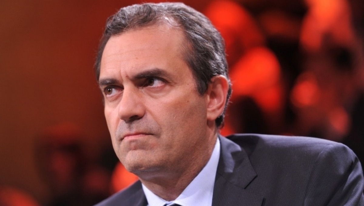 Catanzaro, A Palazzo con lo scrittore con Luigi De Magistris -