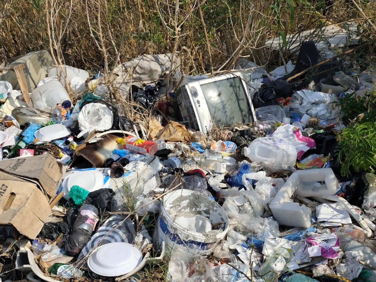 Il Comune di Mesoraca interviene per bonificare una discarica abusiva - 
