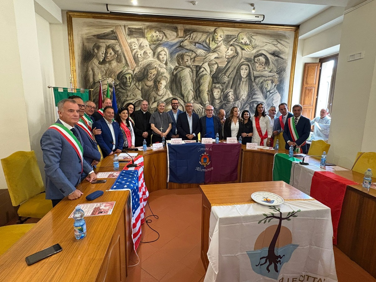Altomonte celebra la Giornata Internazionale “Il Santissimo Crocifisso" -