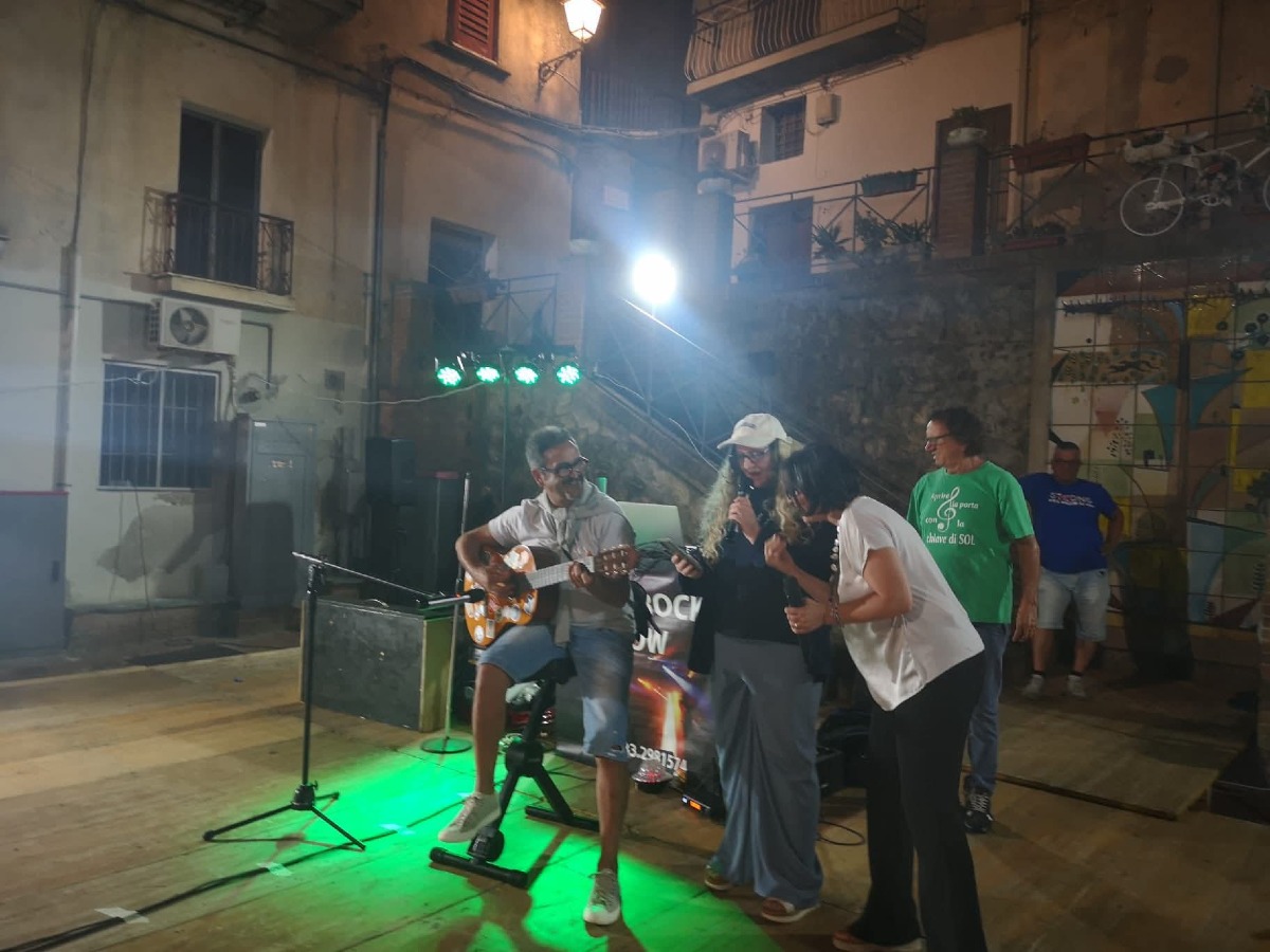 Falerna, grande successo per “La Corrida” -