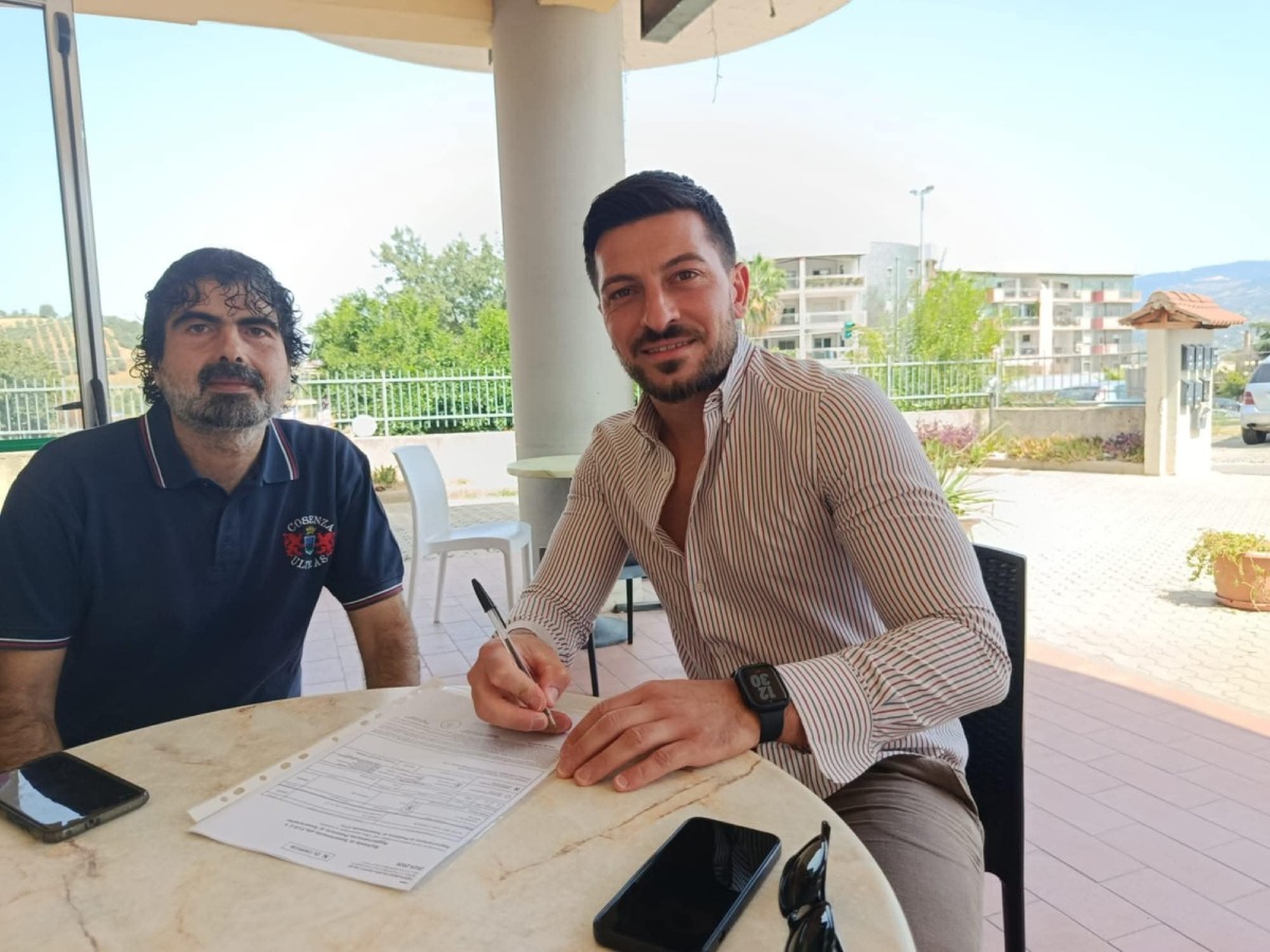 Brutium Cosenza, rinnovo per Kevin Garofalo -