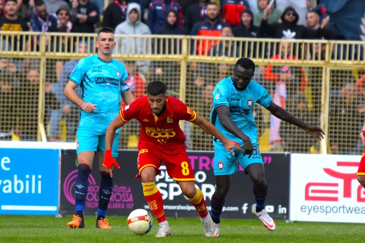 #SpeziaCatanzaro 0-0 | Un punto al "Picco" per un Catanzaro che rinvia l'appuntamento con la vittoria - 