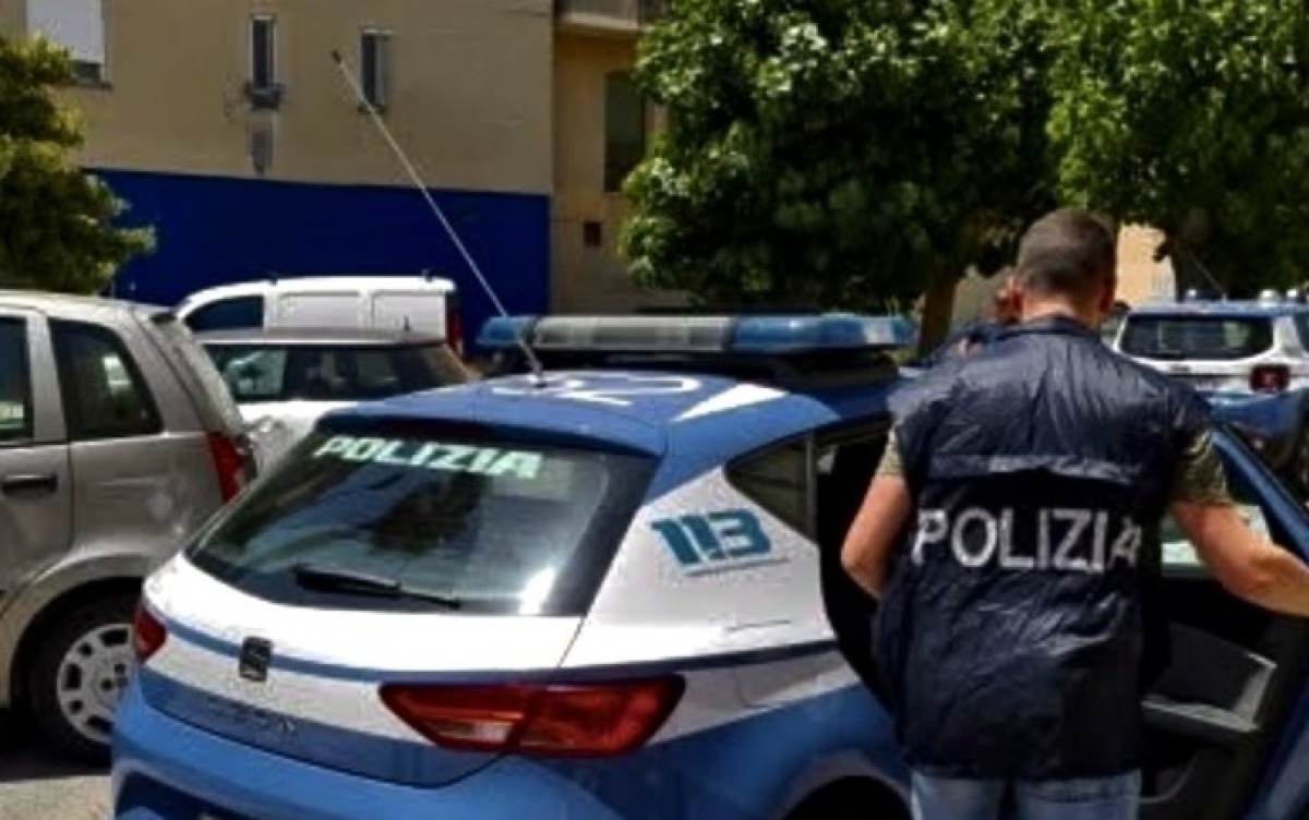 Crotone, misura cautelare con divieto di avvicinamento nei confronti di una donna responsabile di stalking -