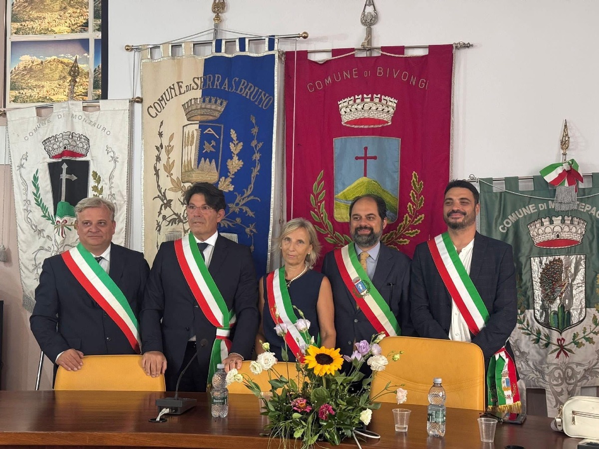 Firmato a Bivongi il Patto di Amicizia tra cinque Comuni: verso un futuro gemellaggio -