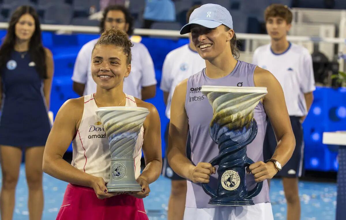 Paolini ko in finale, Swiatek vince il Wta di Cincinnati -