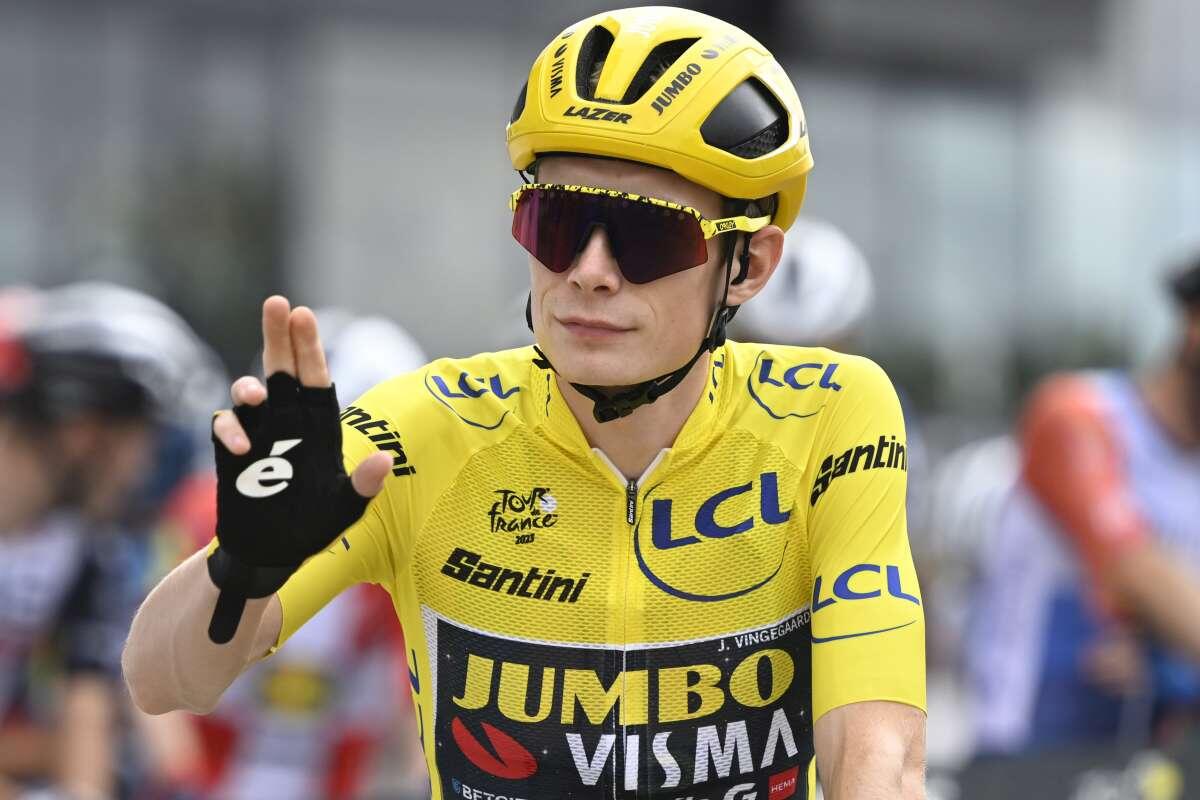 Numero di Vingegaard alla Vuelta, Traeen salva la maglia rossa -