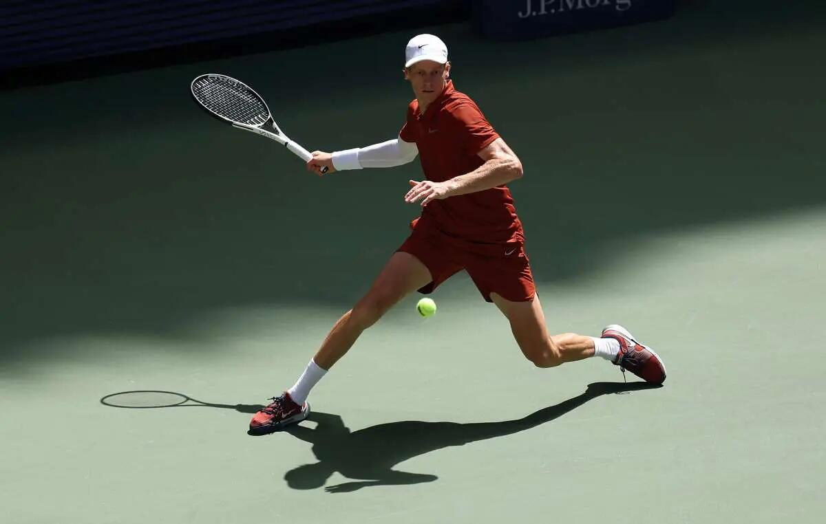 Sinner piega Shapovalov e vola agli ottavi agli Us Open -