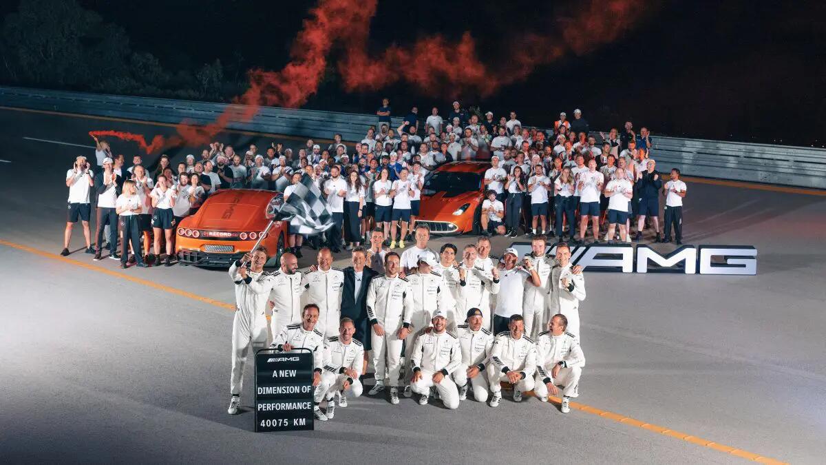 Il Concept Mercedes-AMG GT XX infrange record su record - 