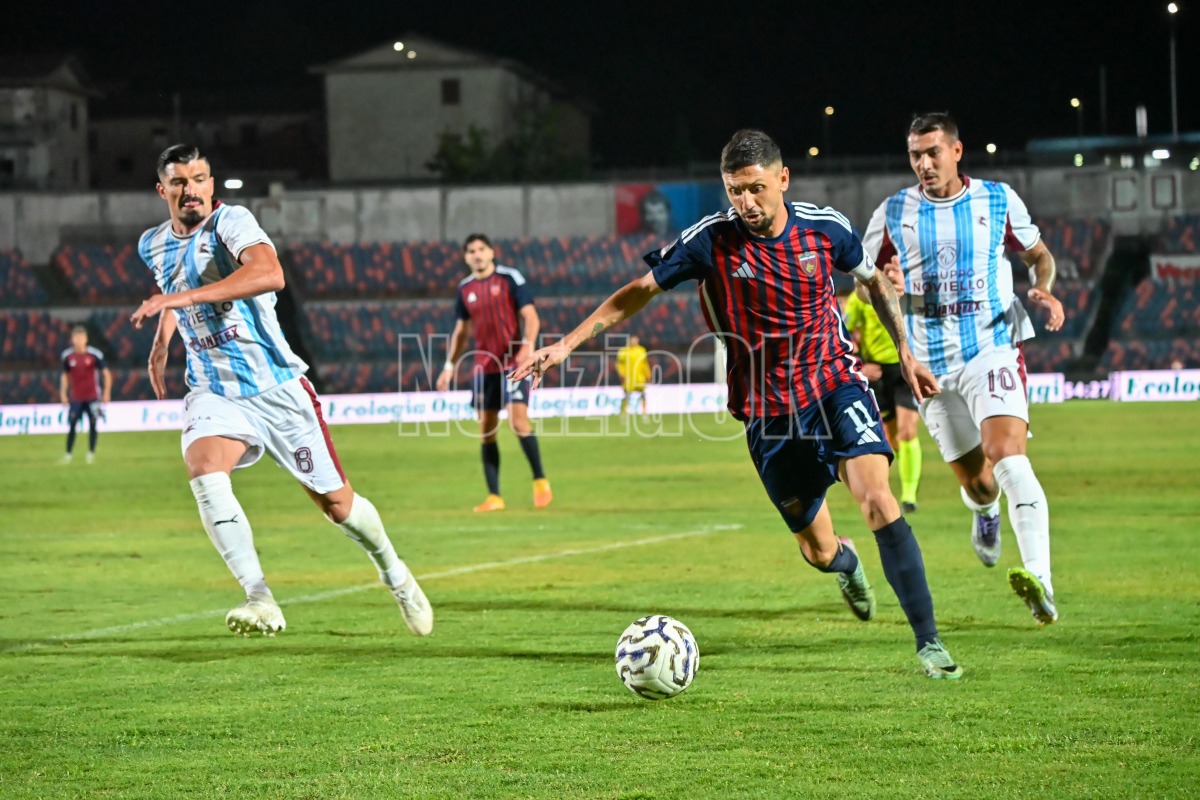 #CosenzaSalernitana 1-2 | Non basta un grande cuore: rossoblù battuti in rimonta al "Marulla" -