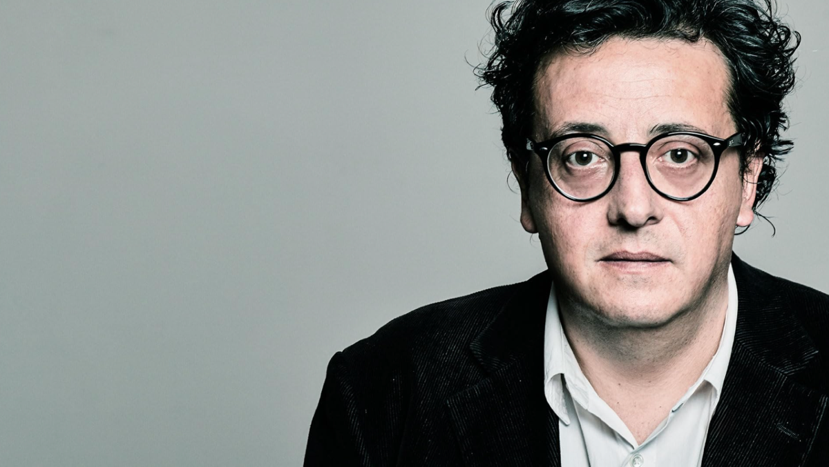 Catanzaro, "A Palazzo con lo Scrittore" con Massimo De Lorenzo -