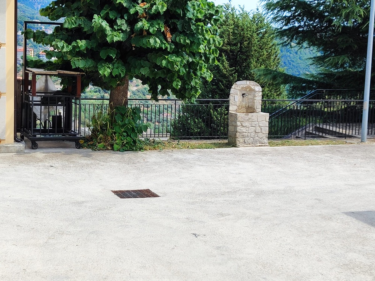 Sorbo San Basile ringrazia Orlando Donnemma per il volontariato nel cimitero -